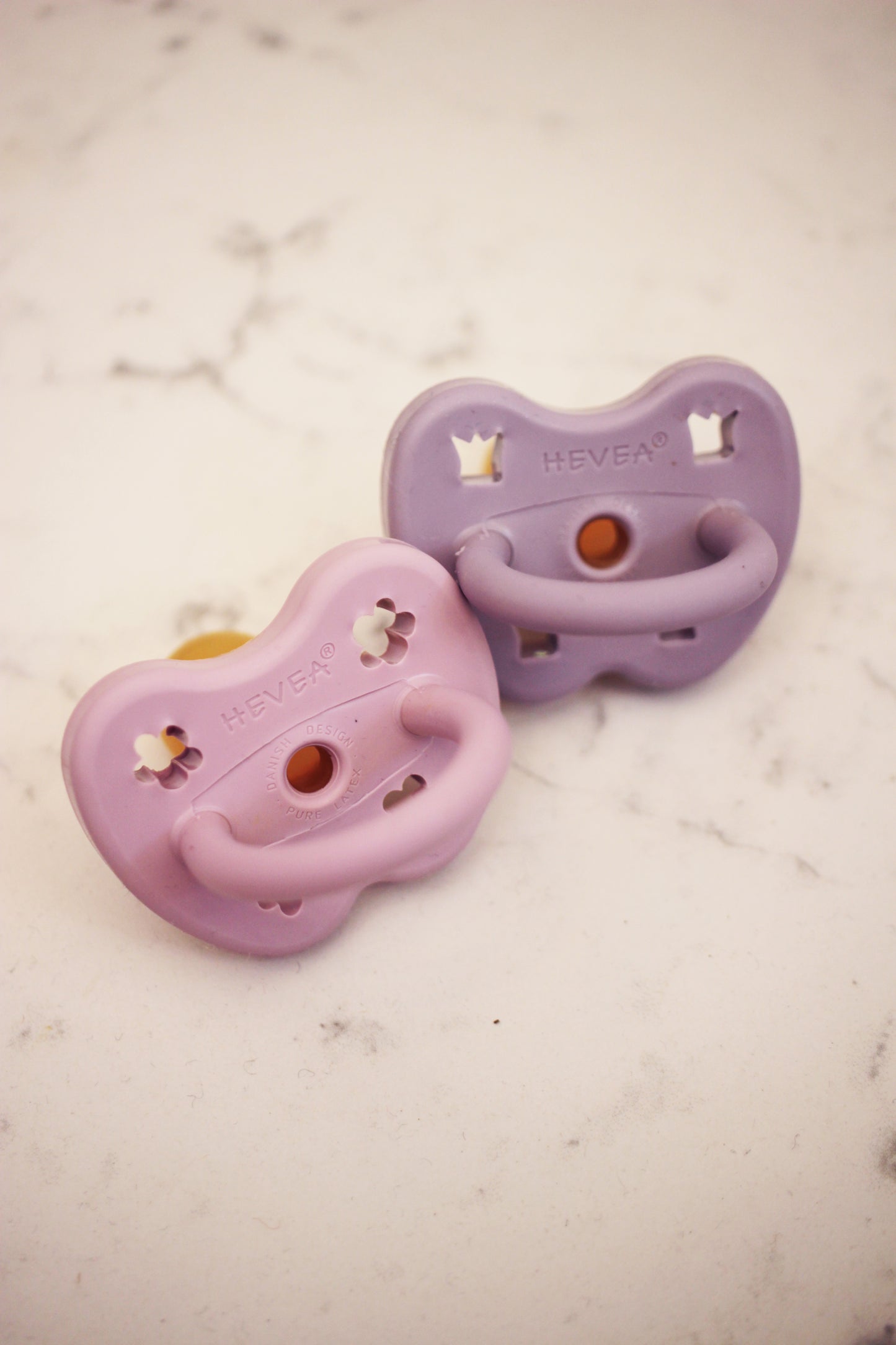 2 Chupetas Hevea Dusty Violet / Light Orchid